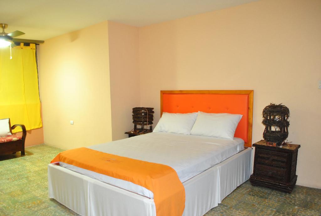 Hotel Imperial Cap-Haïtien Quarto foto