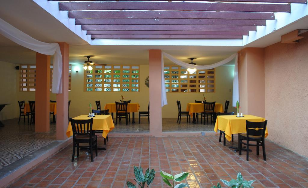 Hotel Imperial Cap-Haïtien Exterior foto