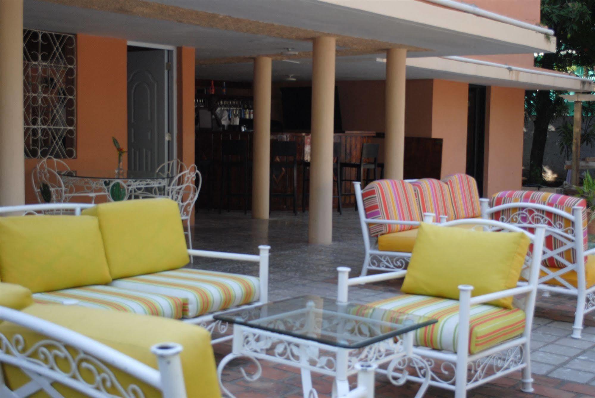 Hotel Imperial Cap-Haïtien Exterior foto